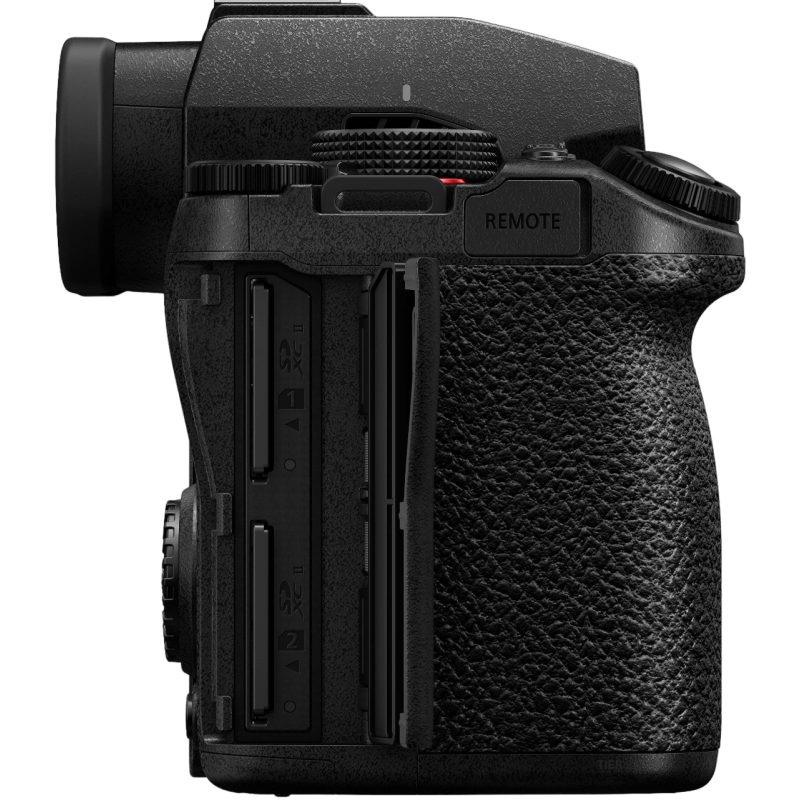 Цифровая фотокамера Panasonic Lumix S DC-S5M2XEE Body