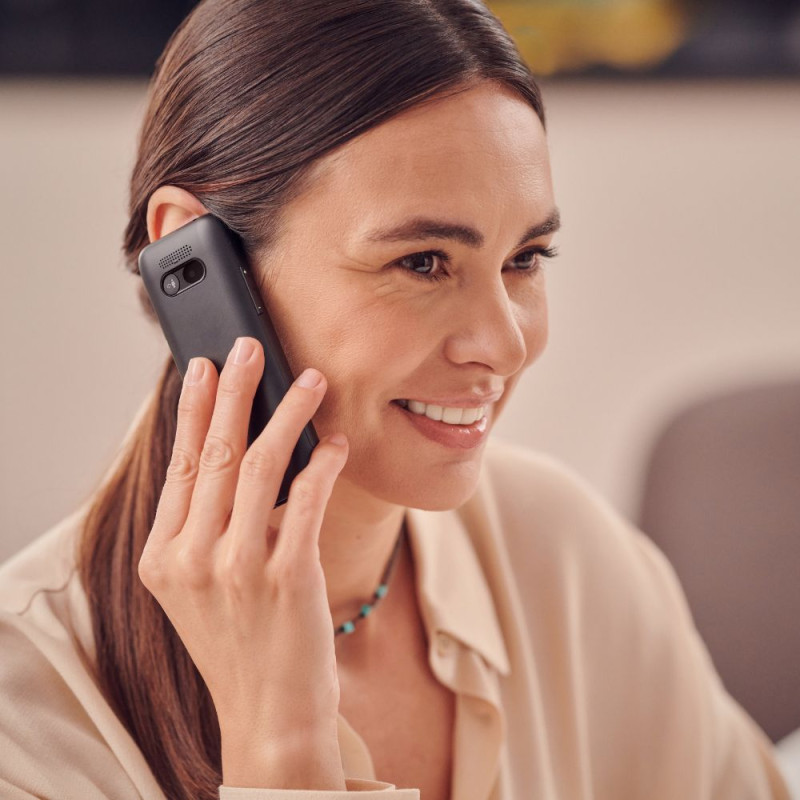 Мобильный телефон Panasonic KX-TU260EXB Black